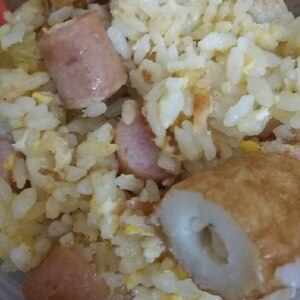 高タンパク！ウインナーとちくわの炒飯